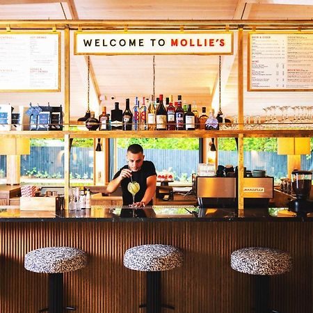 Mollie'S Motel & Diner Bristol Filton Exterior photo